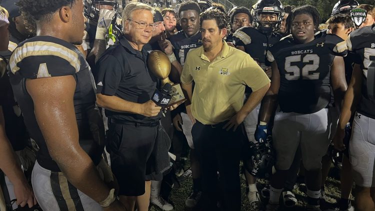 Buchholz (Gainesville) continues to be ranked in the Florida Top 25 after dominating Creekside (St. Johns) last week. [Joshua Wilson/FloridaHSFootball.com]