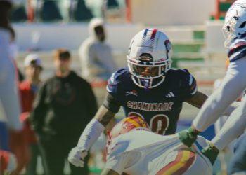 Clearwater Central Catholic and Chaminade-Madonna will be among the favorites to bring home a district championship in 2024. [Myqueal Lewis/For FloridaHSFootball.com]