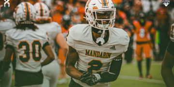 Mandarin (Jacksonville) will be among the favorites to win a district championship in Class 6A in 2024. [Myqueal Lewis/For FlordiaHSFootball.com]