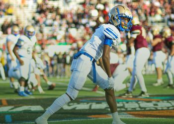 Mainland will start their state championship title defense with a home game against University (Orange City) this week. [Myqueal Lewis/For FlordiaHSFootball.com]