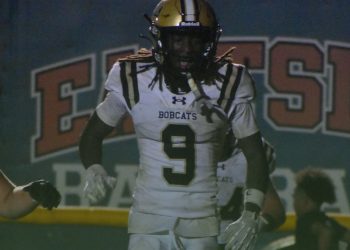 Daionte "DJ" Hicks scores the first of his two touchdowns during the fourth quarter for Buchholz (Gainesville) against city rival Eastside (Gainesville) on Fri. Sept. 6, 2024 at Citizens Field in Gainesville, Fla. [Joshua Wilson/FloridaHSFootball.com]