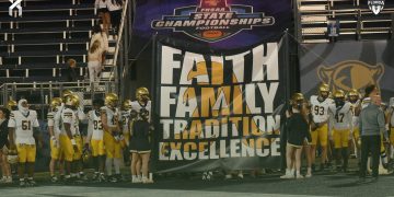 St. Thomas Aquinas are among the South Florida teams that will be in the national spotlight to start the 2025 season. [Joshua Wilson/FloridaHSFootball.com]