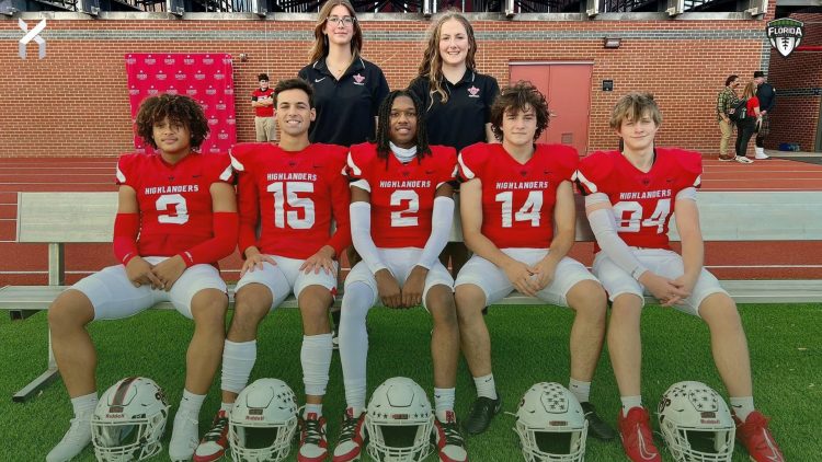 Lake Highland Prep could be a favorite for 2025 to emerge as one of the top teams in the SSAA. [X/@LHPS_football]