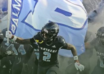 Miami Palmetto jumps into the Class 7A Top 10 this week after an impressive district victory over Columbus. [X/@PantherPride305]