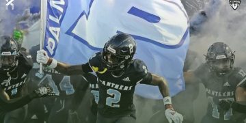 Miami Palmetto jumps into the Class 7A Top 10 this week after an impressive district victory over Columbus. [X/@PantherPride305]