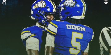 The First Academy (Orlando) has a big game this week against Eau Gallie were they are projected as the team to win [X/@Royals__FB]