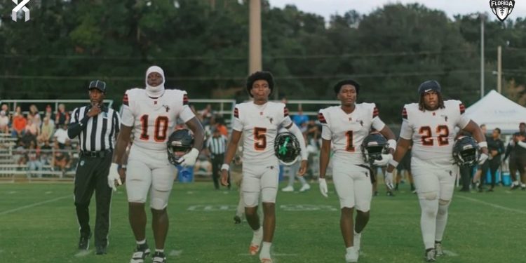 Hawthorne looks to add another win to the season in Week 7 [hawthornehornetsfb/Instagram]