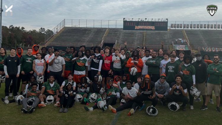 Mandarin is one of the teams that got practices on Thanksgiving as they prepare for their regional final against Buchholz in Class 6A-Region 1 [X/@Mandarin_HS_FB]