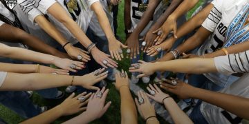 Robinson continues to hold the No. 1 spot in the FLORIDA POWER 25 rankings going into Week 3. [Robinson Flag Football/Instagram]